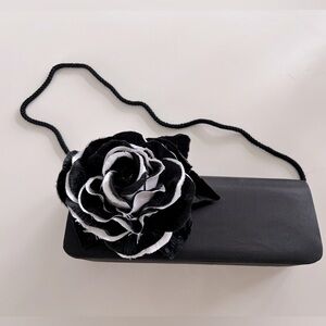 White House Black Market Clutch